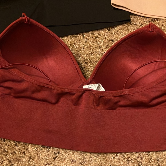 Three padded seamless bralettes - Picture 3 of 3